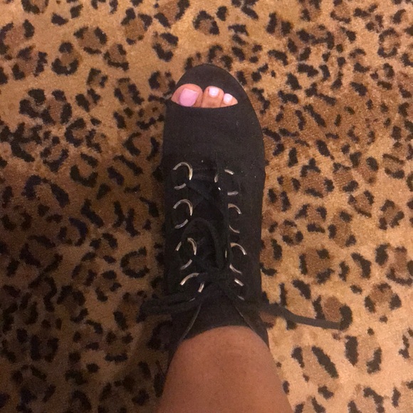 Boot heels - Picture 3 of 6